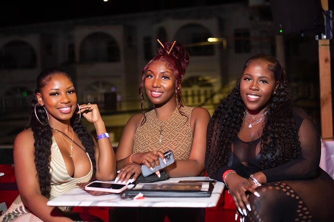 27/27 Lounge, Pier 1 & Margaritaville Nightlife Tour In Jamaica - Drivers, Hosts, and Feeling Comfortable After Dark