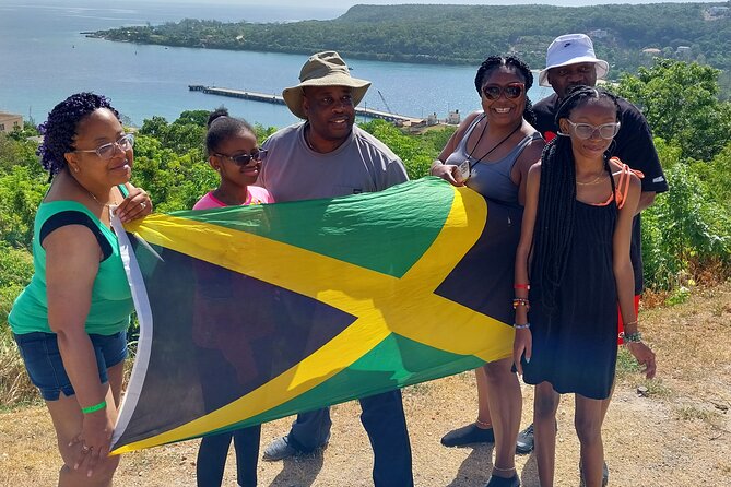 3-Hour Private Tour in the Highlights of Montego Bay - The Hip Strip along Jimmy Cliff Boulevard: Margaritaville, beaches, and shopping in one drive