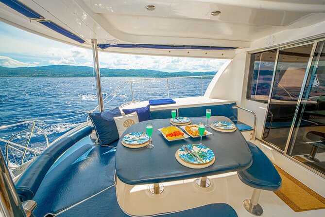 4hr Private Luxury Yacht with Snorkeling, DJ, Bar, Food - Cruising the Montego Bay coastline: the part you can’t copy on land