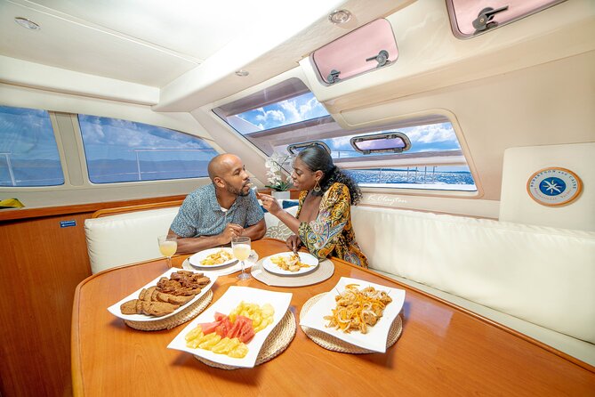 4hr Private Luxury Yacht with Snorkeling, DJ, Bar, Food - The Doctor’s Cave Beach Club stop: swimming and snorkeling, without the chaos
