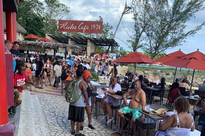 7 Mile Beach and Rick's Cafe in Negril from Montego Bay Private Tour - Who This Tour Is Best For