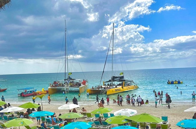 7 Mile Beach Party Catamaran Cruise with Snorkeling & Ricks Cafe - Montego Bay to Negril: the drive that sets the mood