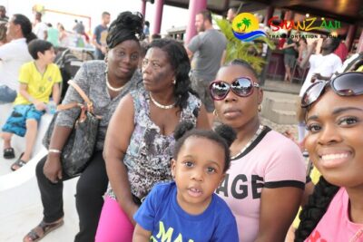 7 Mile Beach & Ricks Cafe with free Shopping experience - Entering Negril’s 7 Mile Beach (and using it wisely)