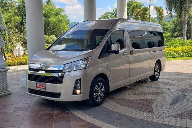 Airport Private Transfers from Montego Bay to Hilton Rose Hall - Why a Private MBJ Transfer Beats Taxi-Lot Waiting