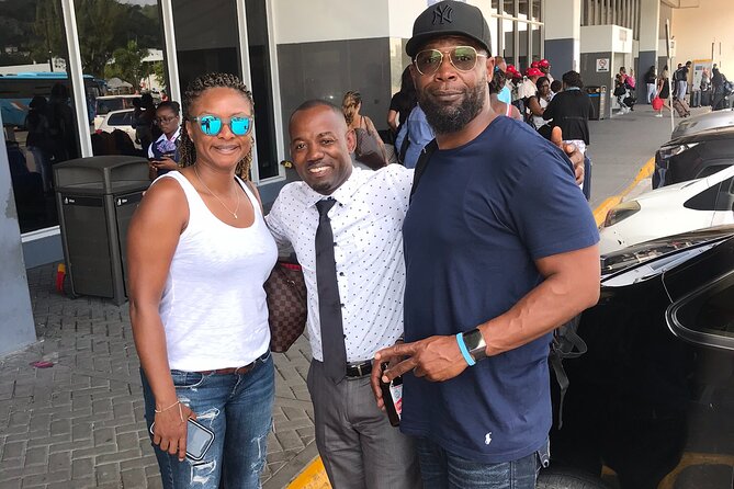 Airport Transfers to Montego Bay accommodation round trip - First-Hour Relief: Sangster Airport to Your Montego Bay Hotel