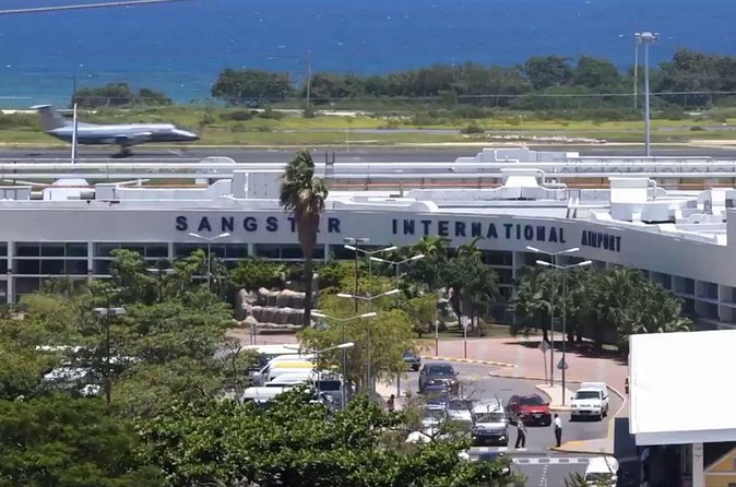 Airport Transportation Hotel Montego Bay - Who This Transfer Fits Best (and Who Might Skip It)