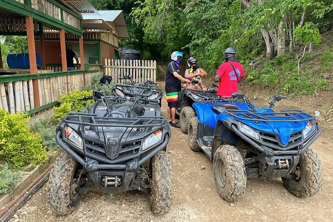 ATV, Ricks Cafe and 7 Mile Beach - The Ultimate 3!! - Rick’s Cafe: sunsets, reggae, and the cliff-jump spectacle