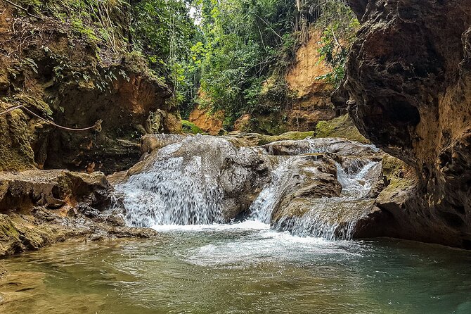 Blue Hole and Dunn's Falls Tour from Falmouth - The 5-Hour Flow: Pickup, Timing, and Staying Out of Trouble