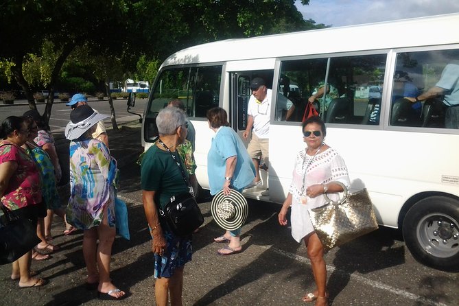 Blue Hole and River Tubing from Montego Bay - The switch to tubing: getting from sinkhole calm to river momentum