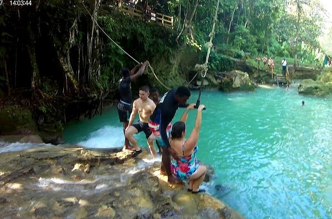 Blue Hole and Secret Falls plus Dunn's River Falls Combo Tour - What to Pack for Dunn’s River and Blue Hole (Without Overthinking It)
