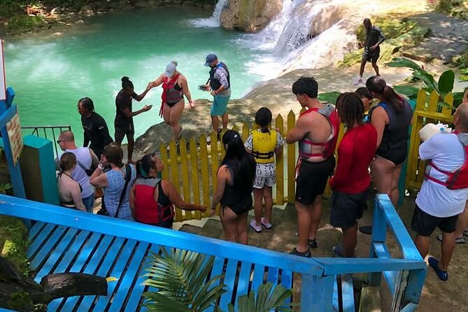 Blue Hole Falls & Ocho Rios from Montego Bay & Falmouth Jamaica - Ocho Rios Craft and Souvenir Time: Quick Shopping, Not Wandering for Hours