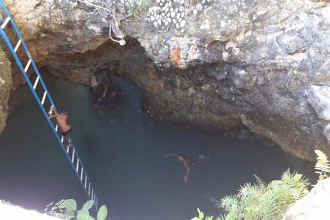 Blue Hole Mineral Spring and Ricks Cafe Private Tour - A Day Trip That Blends Blue Hole and Rick’s Cafe