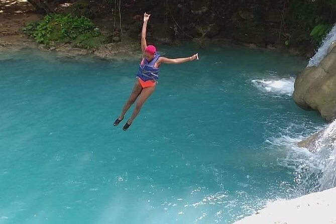 Blue Hole Secret Falls Private Tour - Who should book this tour, and who should skip the rope challenge