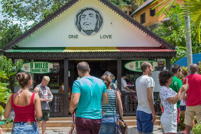Bob Marley 9 Mile Tour Admission - Timing and weather: how to plan around the 9:00 AM to 5:00 PM window
