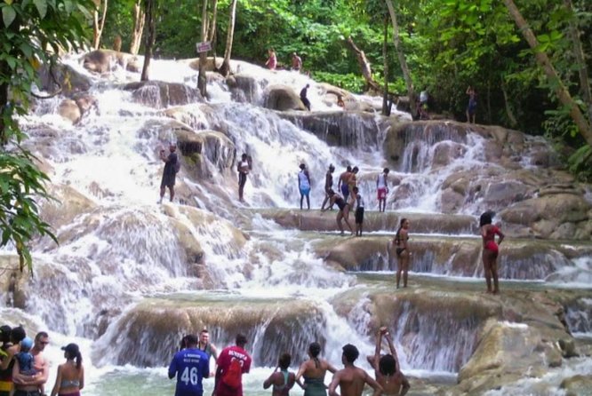 Bob Marley Nine Mile and Dunn's River Falls Tour From Montego Bay - Guide Commentary: The Difference Between Seeing and Understanding