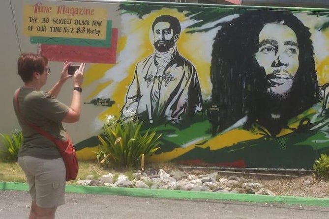 Bob Marley's Nine Mile & Dunns River Falls Tour: Transportation & Ticket - Nine Mile stop: your 2 hours at Bob Marley’s home