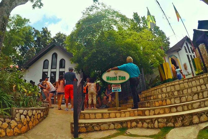 Bob Marley's Spirit of Reggae - The Nine Mile Experience - Bob Marley Mausoleum: What You’ll Experience on Arrival