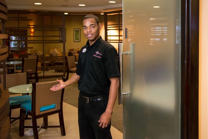 Club Mobay Fast Track Lounge with Private Airport Shuttle - Price and value: when $156 per person makes sense