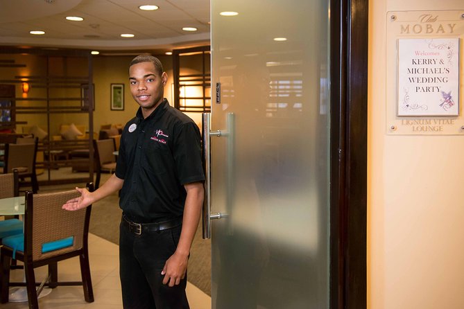 Club Mobay Sangster Airport VIP Lounge with Priority Entry - Food, Drinks, and Comfort: Worth It for Stress, Not for Dining