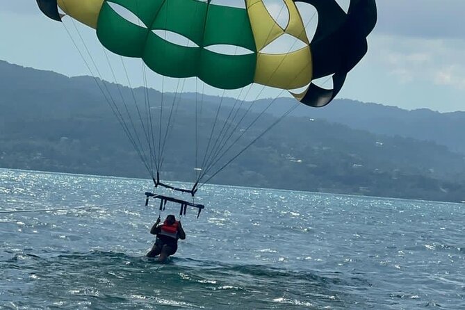 Customized Parasailing & JET-SKI - Two Water Sports, One Smooth 2.5 Hours in Montego Bay