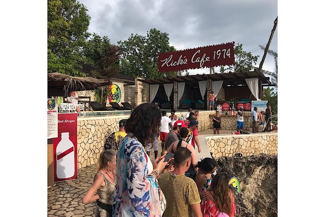 Day Tour Negril Beach & Ricks Cafe - Private Tour Comfort: Why the Driver Matters More Than You Think