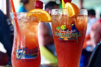 Doctor's Cave Beach, Jimmy Buffett 's Margaritaville and Shopping - Jimmy Buffett’s Margaritaville Time: Drinks, Food, and the Cliffside Vibe