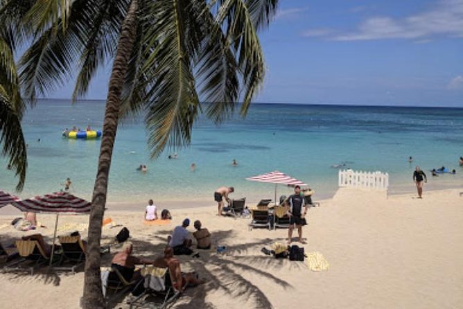Doctor's Cave Beach, Jimmy Buffett 's Margaritaville and Shopping - Should You Book This Doctor’s Cave + Margaritaville Day?