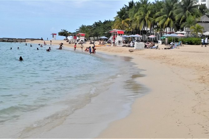Doctor's Cave Beach, Margaritaville & Shopping from Montego Bay Hotels - Getting There From Montego Bay Hotels: Smooth Pickup, Real-Time Timing