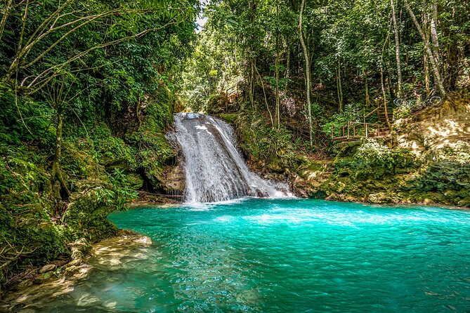 Dunns River Falls and Blue Hole Ocho Rios - Getting To Ocho Rios: Pickup, Ride Time, and a Private Feel
