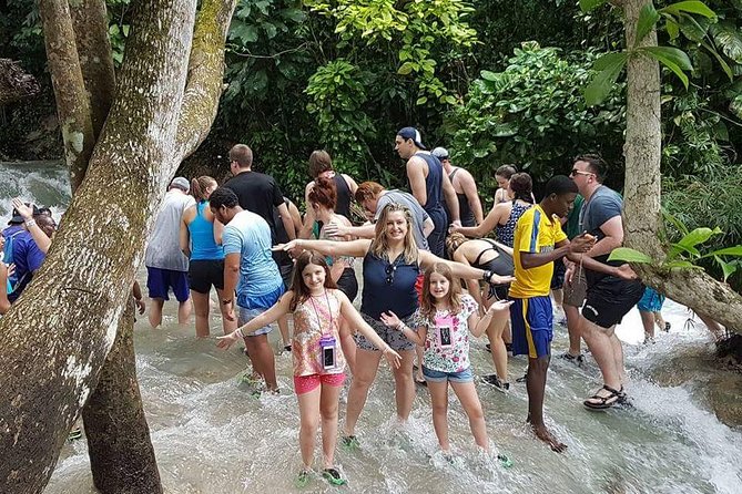 Dunn's River Falls and Zipline (Over the Falls) Adventure Tour from Ocho Rios - The 600-foot climb: what it’s like and who it suits