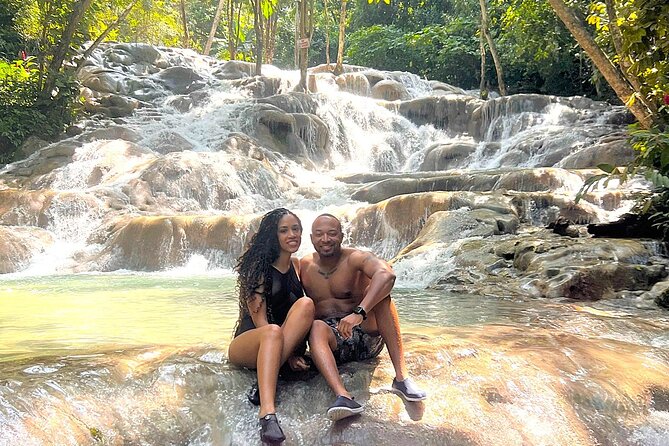 Dunn's River Park & Blue Hole Waterfall Combo from Montego Bay - How the 4–6 hour plan really works (and where it can squeeze you)