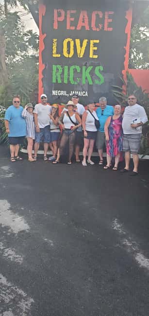 From Montego Bay/Falmouth: Negril Beach Catamaran Cruise - Rick’s Cafe at Sunset: The Cliff-Diver Scene Worth the Timing