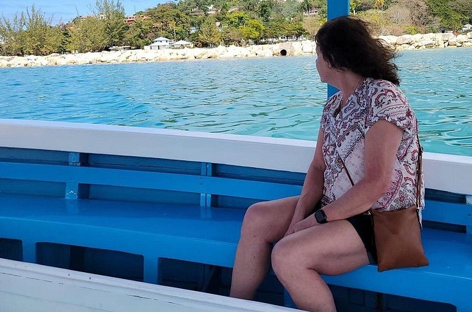 Glass bottom Boat Tour and Snorkeling Experience in Montego Bay - The fish-feeding moment: bread, patience, and fish close up