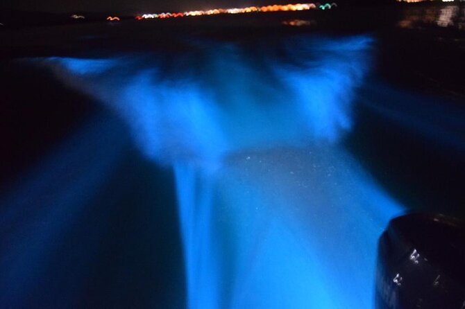 Glow with the Flow: A Romantic Night at the Luminous Lagoon”) - Montego Bay at 5:30 pm: why the start time matters