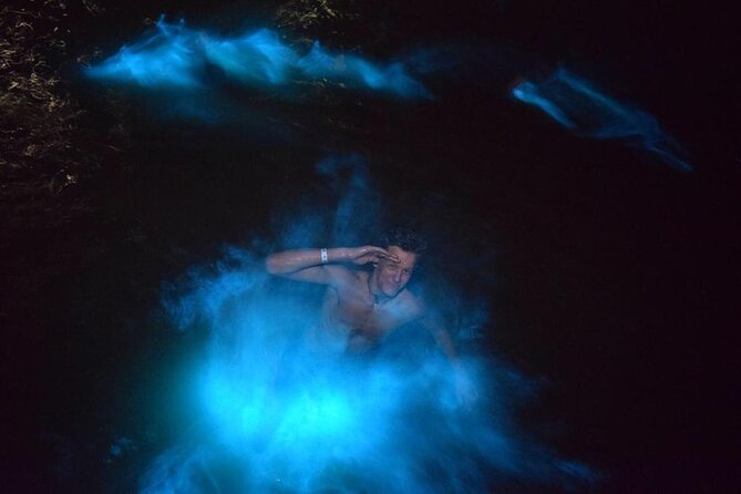 Glow with the Flow: A Romantic Night at the Luminous Lagoon”) - Arriving at Luminous Lagoon: what’s included when you get there