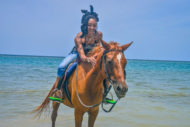 Horseback riding & bluehole secret falls from Montego Bay - 4–5 hours from Montego Bay: the day’s pace
