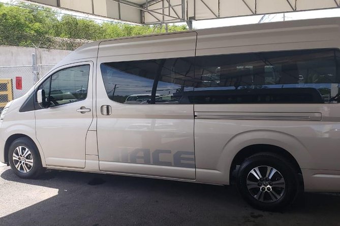 Jewel Grande Montego Bay Resort Private Airport Shuttle - One-way or round-trip: use it to control your vacation timing