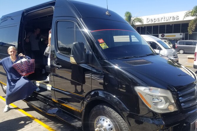 Luxury MBJ Airport Transfer to Montego Bay Hotels - A Mercedes-level experience and quick VIP handling when plans change