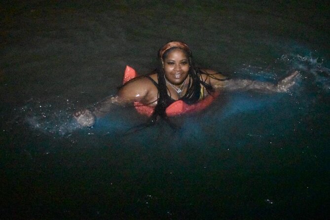 Magical Luminous Lagoon Private Tour - When the lagoon’s glow depends on the night
