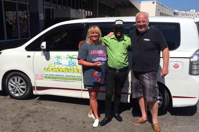 MBJ Transfer - Montego Bay Hotels Only - Return pickup from the hotel lobby: how round-trip handoffs work
