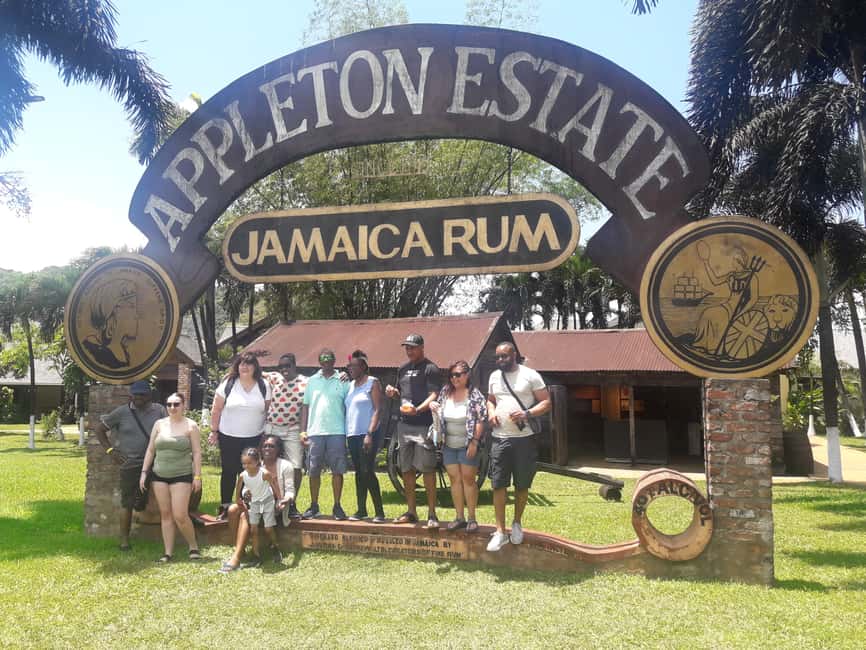 Montego Bay: 8-Hour Appleton & Pelican Bar Return Transfer - From Appleton to Parotee: The Town-to-Coast Shift