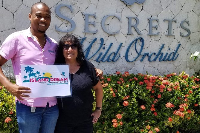 Montego Bay Airport Private Taxi: Secrets St James/ Wild Orchid - Entering Jamaica Mode Fast: Sangster Airport to the Resort