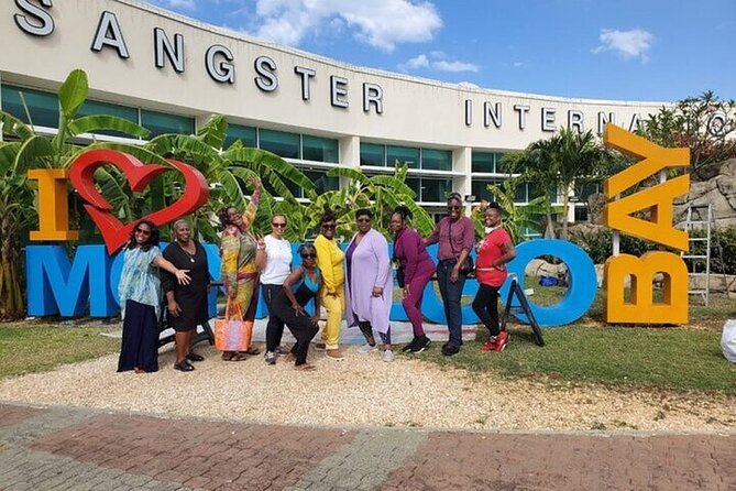 Montego Bay Airport Round Trip Transfer - A Smooth Start and a Clean Exit From Jamaica