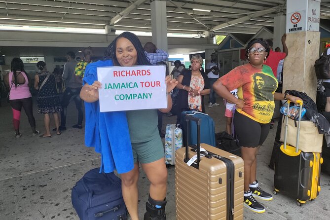 (Montego Bay area)Private Custom Design Transportation One Way - On the road: AC, your music, and Wi‑Fi that buys you time