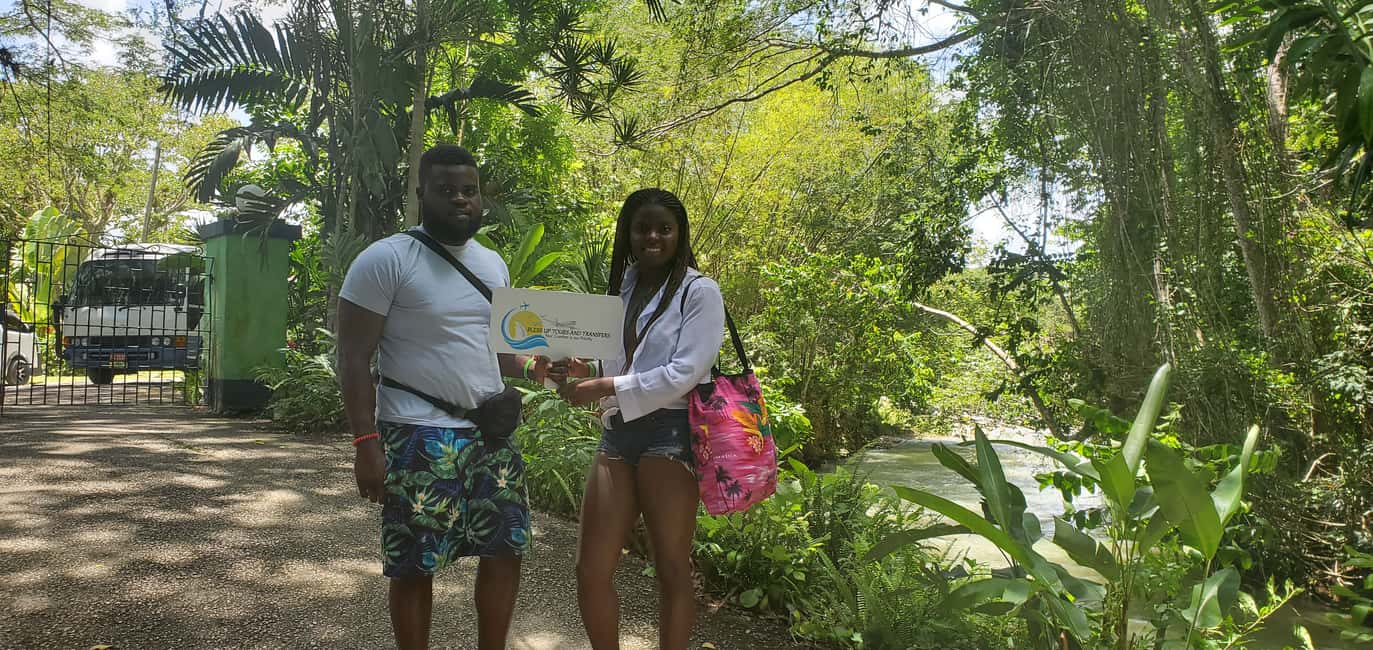 Montego Bay: Bamboo Raft Cruise on the Great River - Limestone foot scrubs and the optional massage