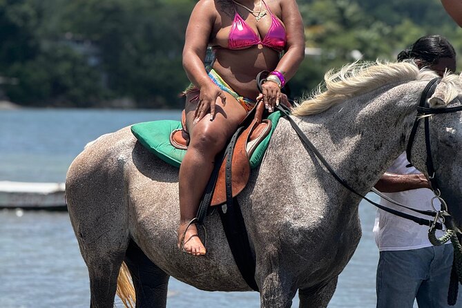 Montego Bay Beach Horseback Riding Tour - Getting started: Noble House meeting point and pickup flow