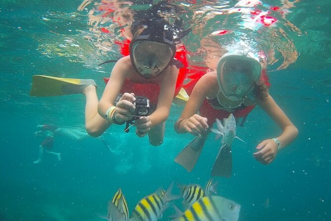 Montego Bay Catamaran: Snorkel Tour with Open Bar & Reggae DJ - Crew Energy and the Jamaican Dance Moves Lesson