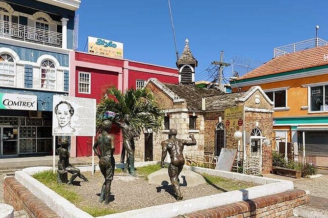 Montego Bay Highlights Tour, Bamboo Rafting Experience & Shopping - Pickup, timing, and staying comfortable during a 5–6 hour day