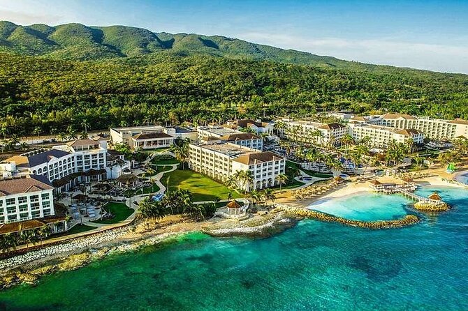 Montego Bay Jamaica Airport Transfer to Hotels in Montego Bay - What’s included in the vehicle (and why those details add up)