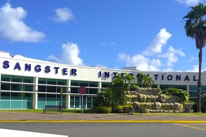 Montego Bay Jamaica Airport Transfer to Hotels in Montego Bay - Who should book this Montego Bay airport transfer?